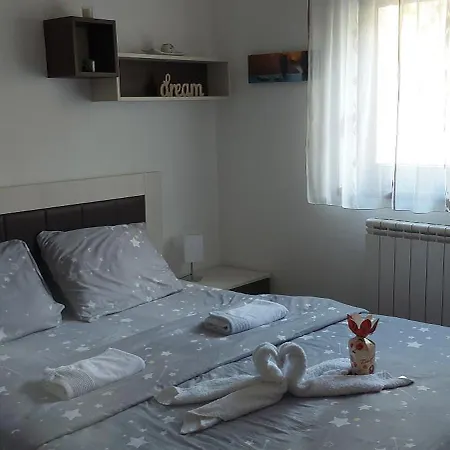 Vukan Petica アパート