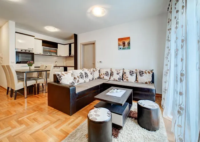 Vukan Petica * 즐라티보